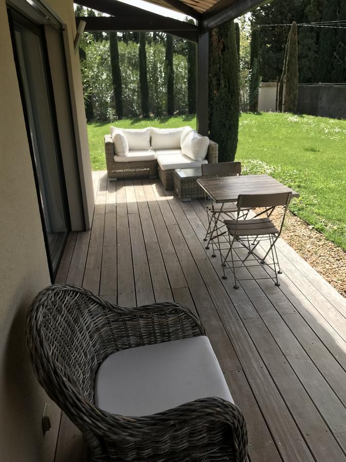 Mas Des Limites Bed and Breakfast Rognonas Buitenkant foto