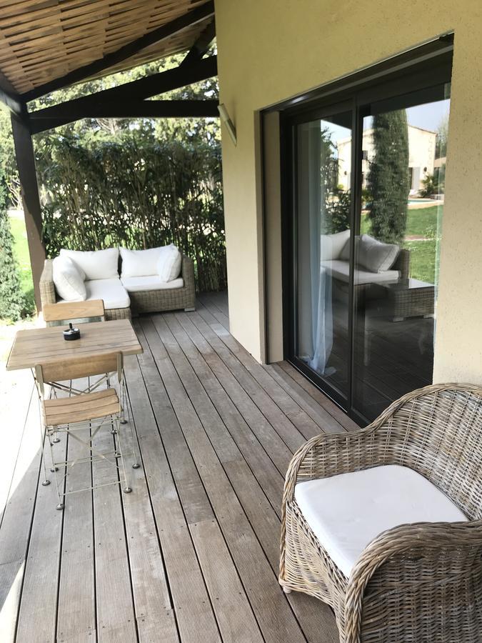 Mas Des Limites Bed and Breakfast Rognonas Buitenkant foto