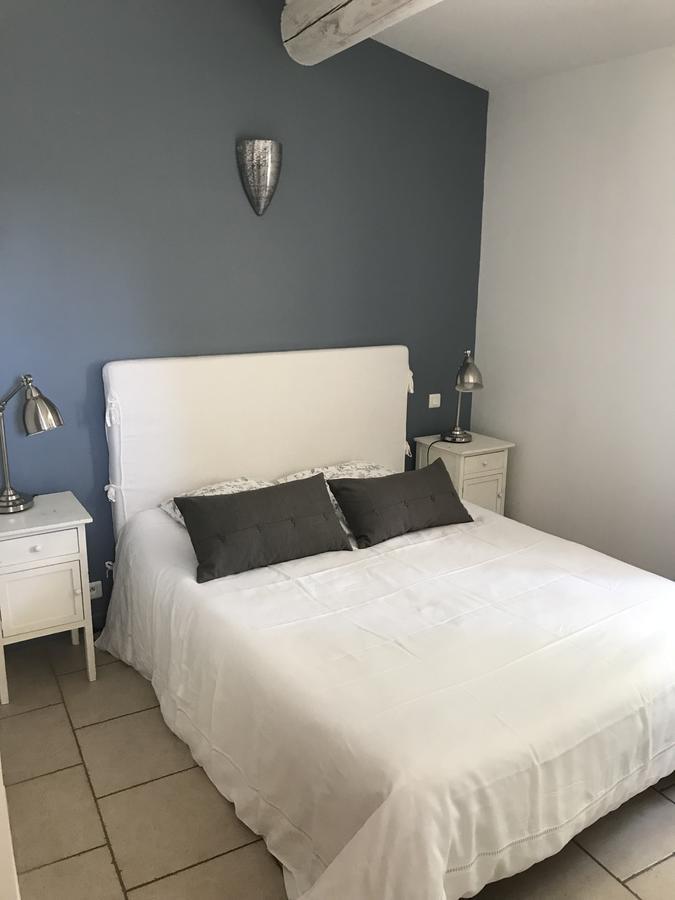 Mas Des Limites Bed and Breakfast Rognonas Buitenkant foto