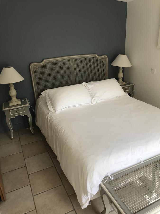 Mas Des Limites Bed and Breakfast Rognonas Buitenkant foto